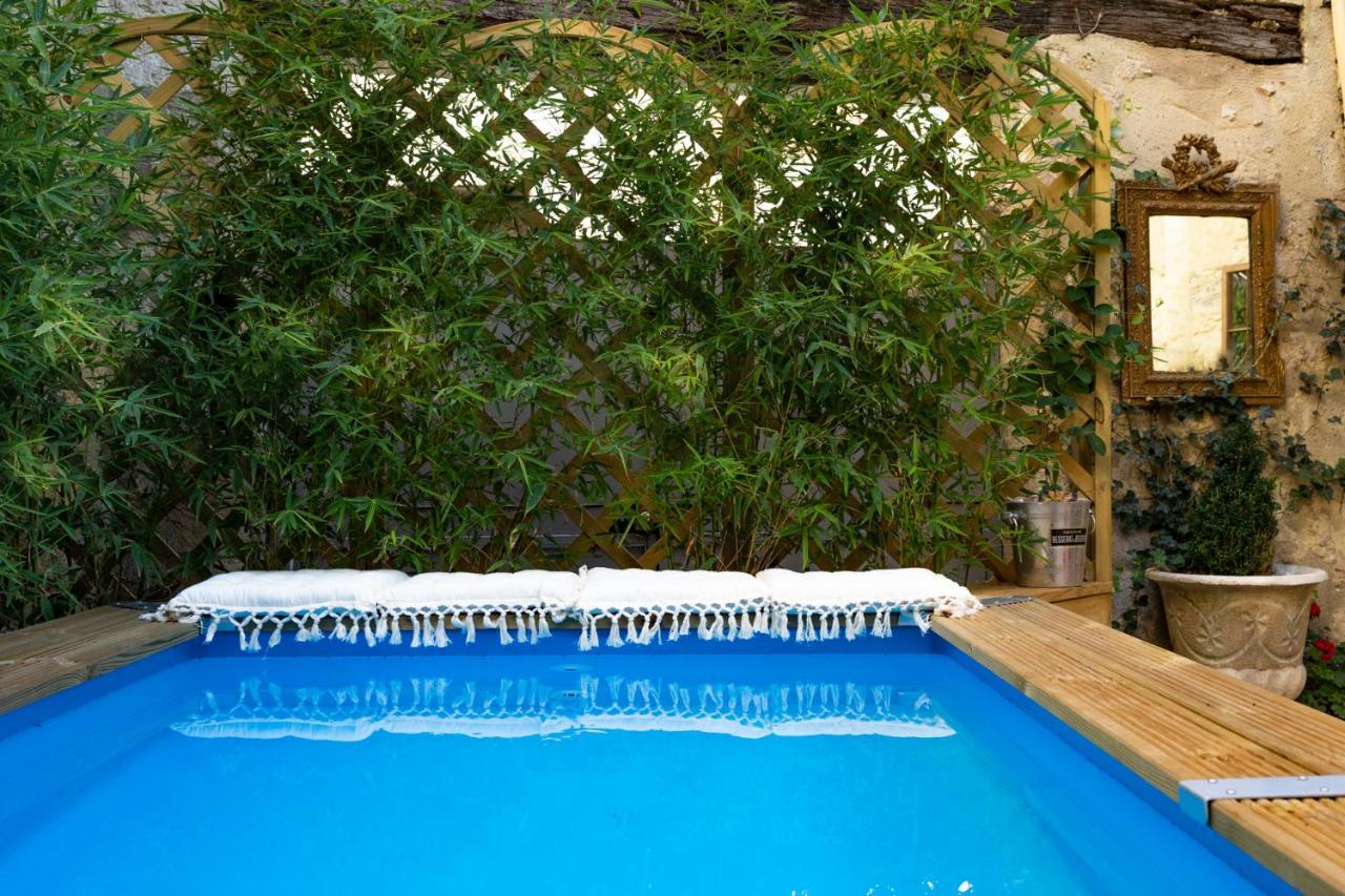 콩돔 Champagne House - Elegance, Luxury And Charm B&B 외부 사진