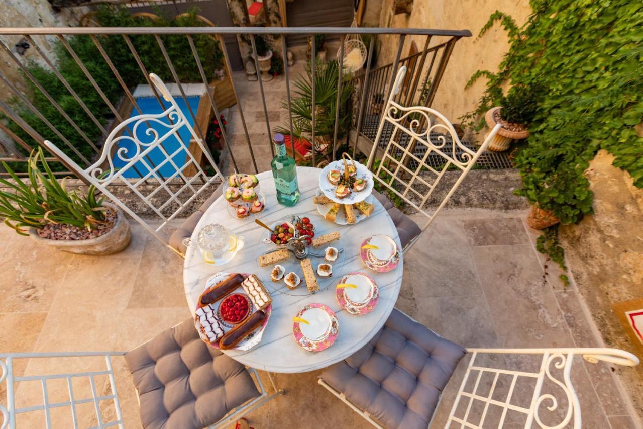 콩돔 Champagne House - Elegance, Luxury And Charm B&B 외부 사진