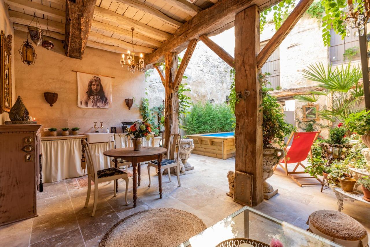 콩돔 Champagne House - Elegance, Luxury And Charm B&B 외부 사진