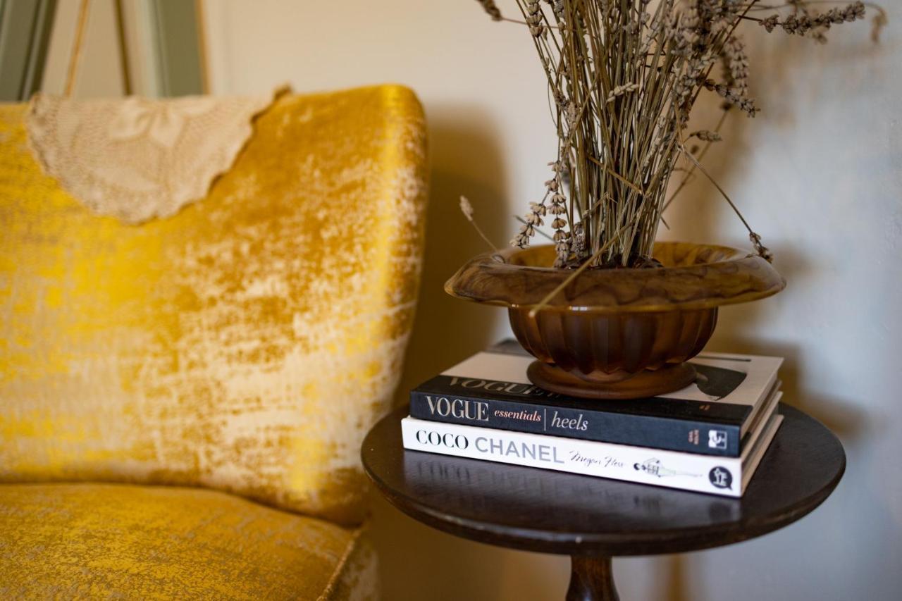 콩돔 Champagne House - Elegance, Luxury And Charm B&B 외부 사진
