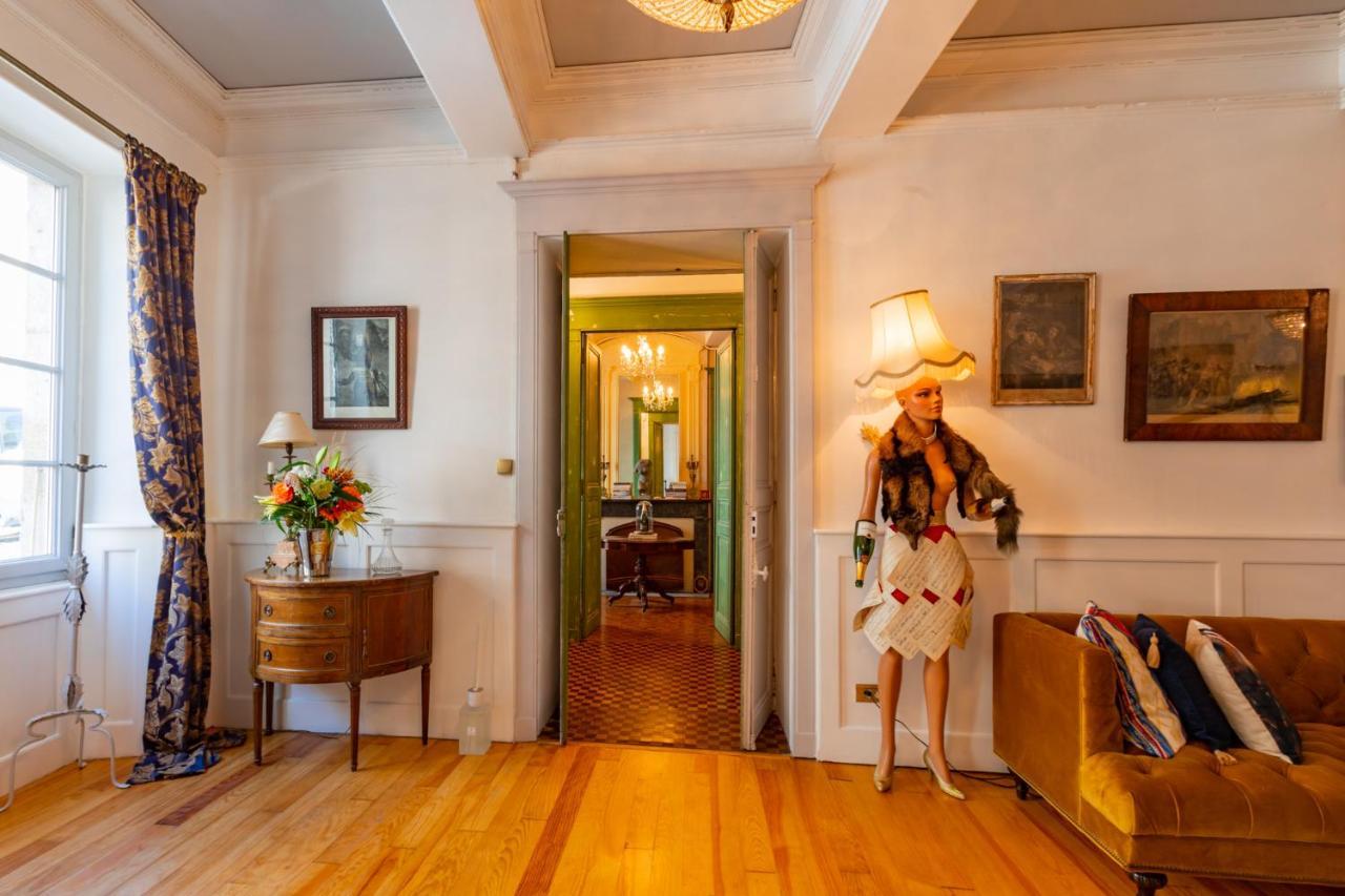 콩돔 Champagne House - Elegance, Luxury And Charm B&B 외부 사진