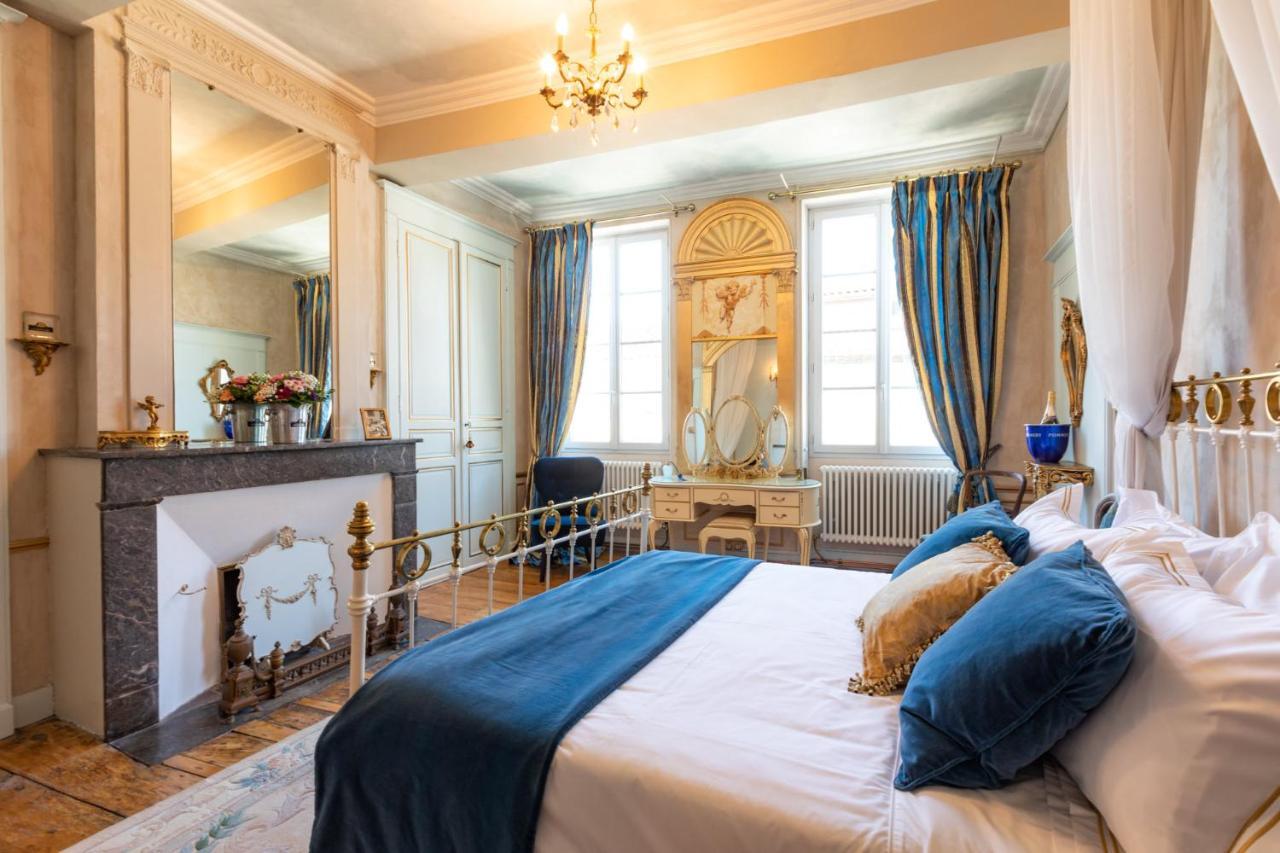콩돔 Champagne House - Elegance, Luxury And Charm B&B 외부 사진