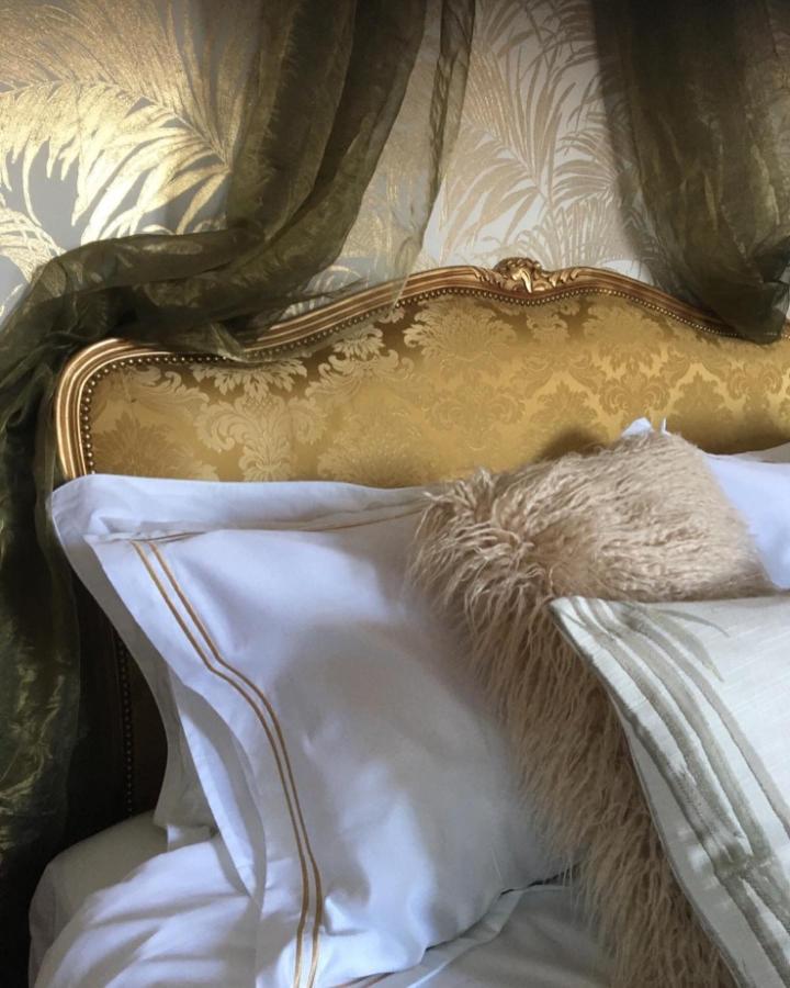 콩돔 Champagne House - Elegance, Luxury And Charm B&B 외부 사진