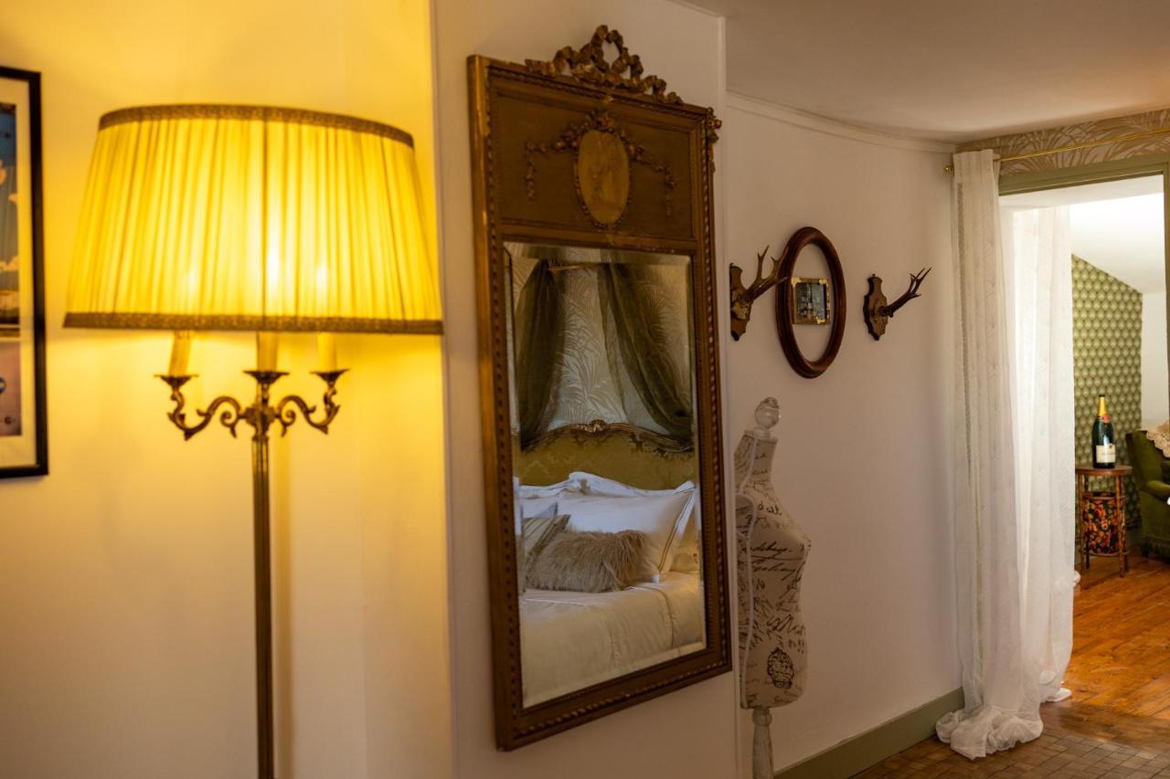콩돔 Champagne House - Elegance, Luxury And Charm B&B 외부 사진